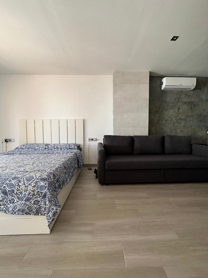 Studio Monserrate H Torrevieja Eksteriør bilde
